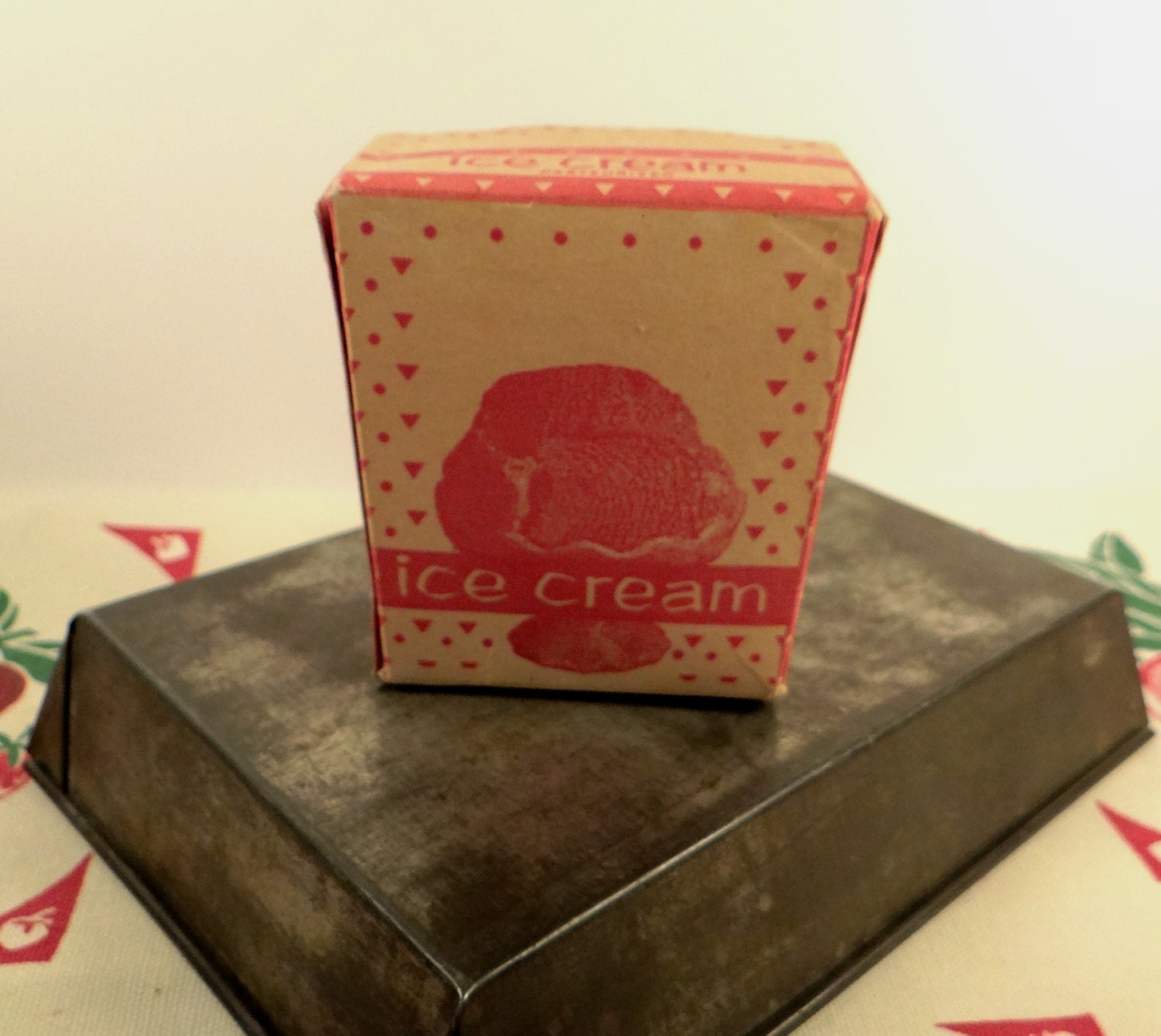 Vintage Ice Cream Container Half Pint Box by RidleysRecycling