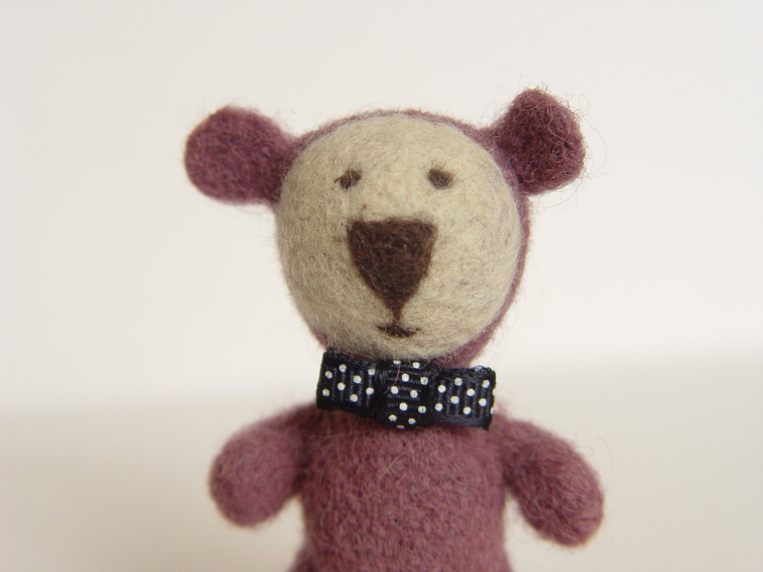 Little woolen bear, needle felted bear, bear  miniature toy