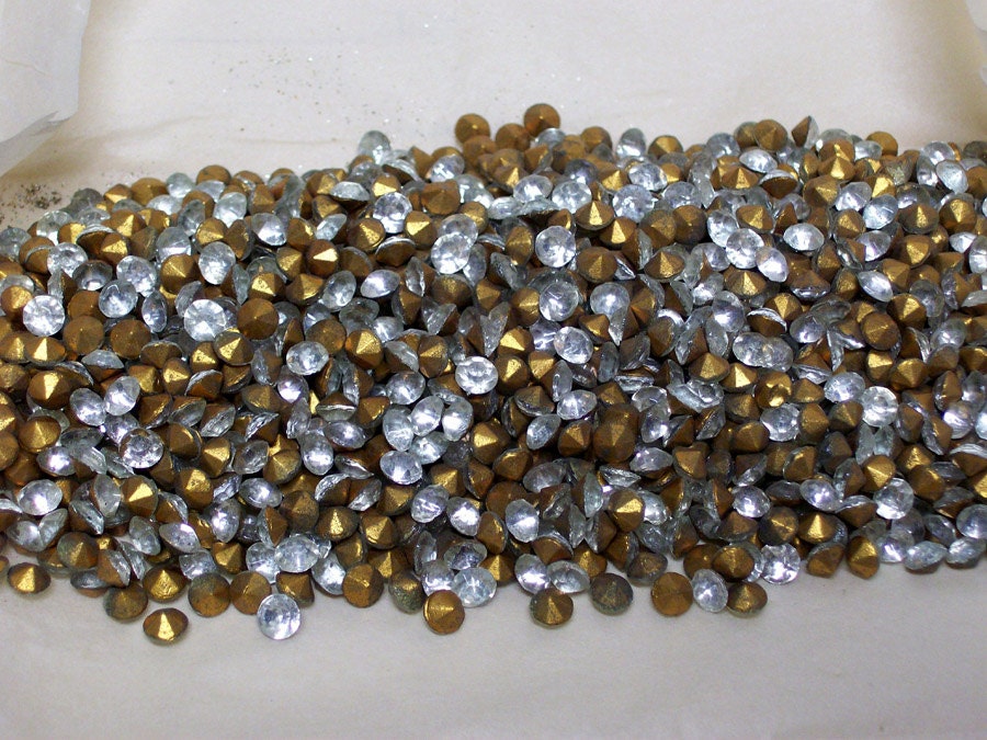 Vintage Czechoslovakia Crystal Fire Polished Chatons SS18