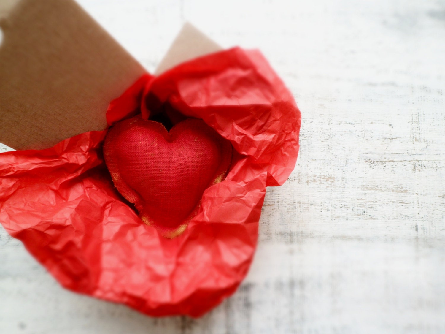 Big soft linen red heart magnet with cinnamon, rustic cottage chic shabby chic red gold poppy scarlet