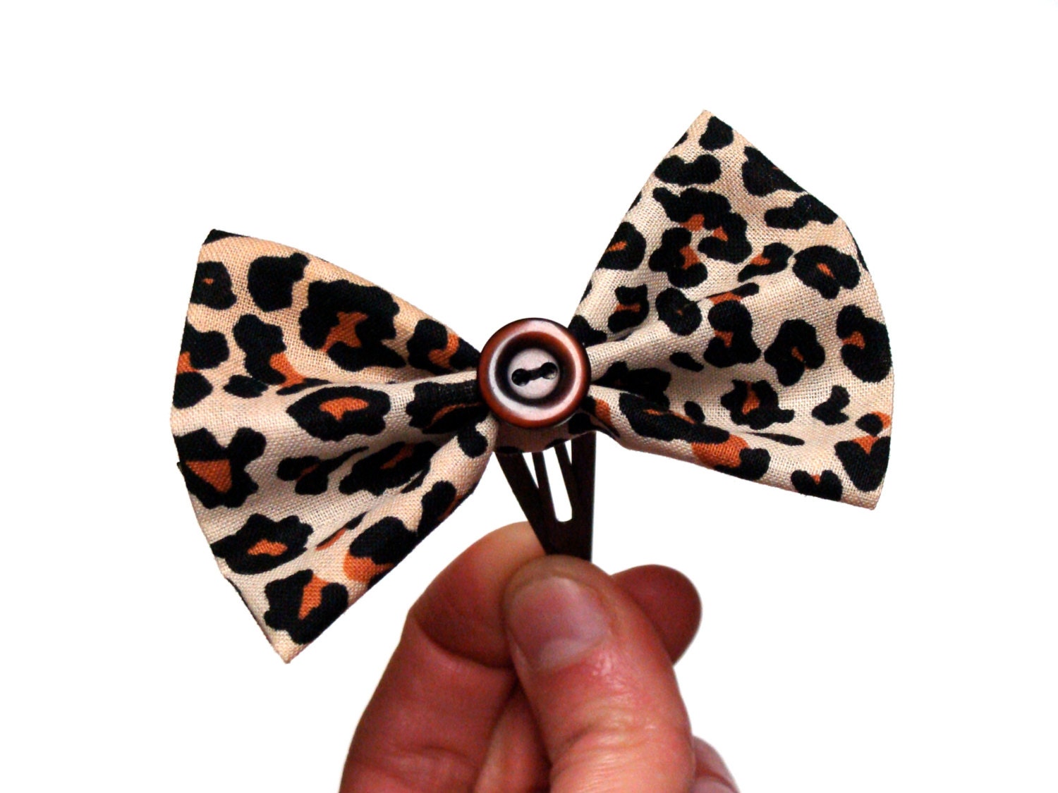 Cheetah Print Hair Bow Snap Clip, Animal Print Button Bow Hair Accessory, Leopard Print Rockabilly Retro Hair Clippie - "Here Kitty, Kitty"