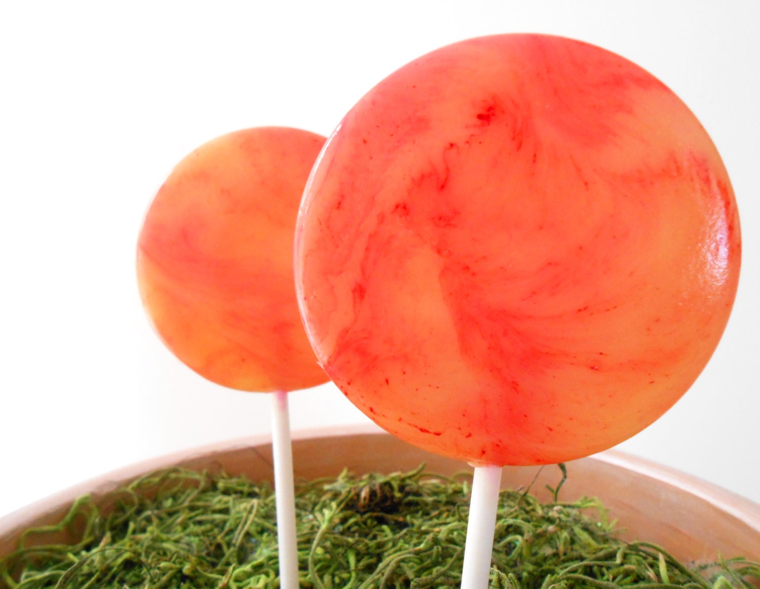 Summer Garden Gourmet Lollipops - Set of 7 - Strawberry, Rose and Jasmine - Wedding Favors - Party Favors