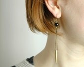 Raw Brass Spike Long Dangle Earrings -  Modern Brass Jewelry - Black Brass Chain - Black Onyx Stone Beaded Earrings