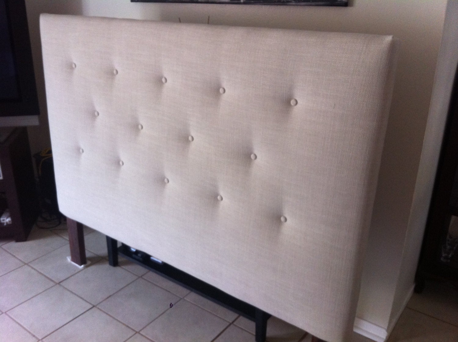 Tan Begie Linen Cal King Size Headboard Loft Beach Button Tufted California King