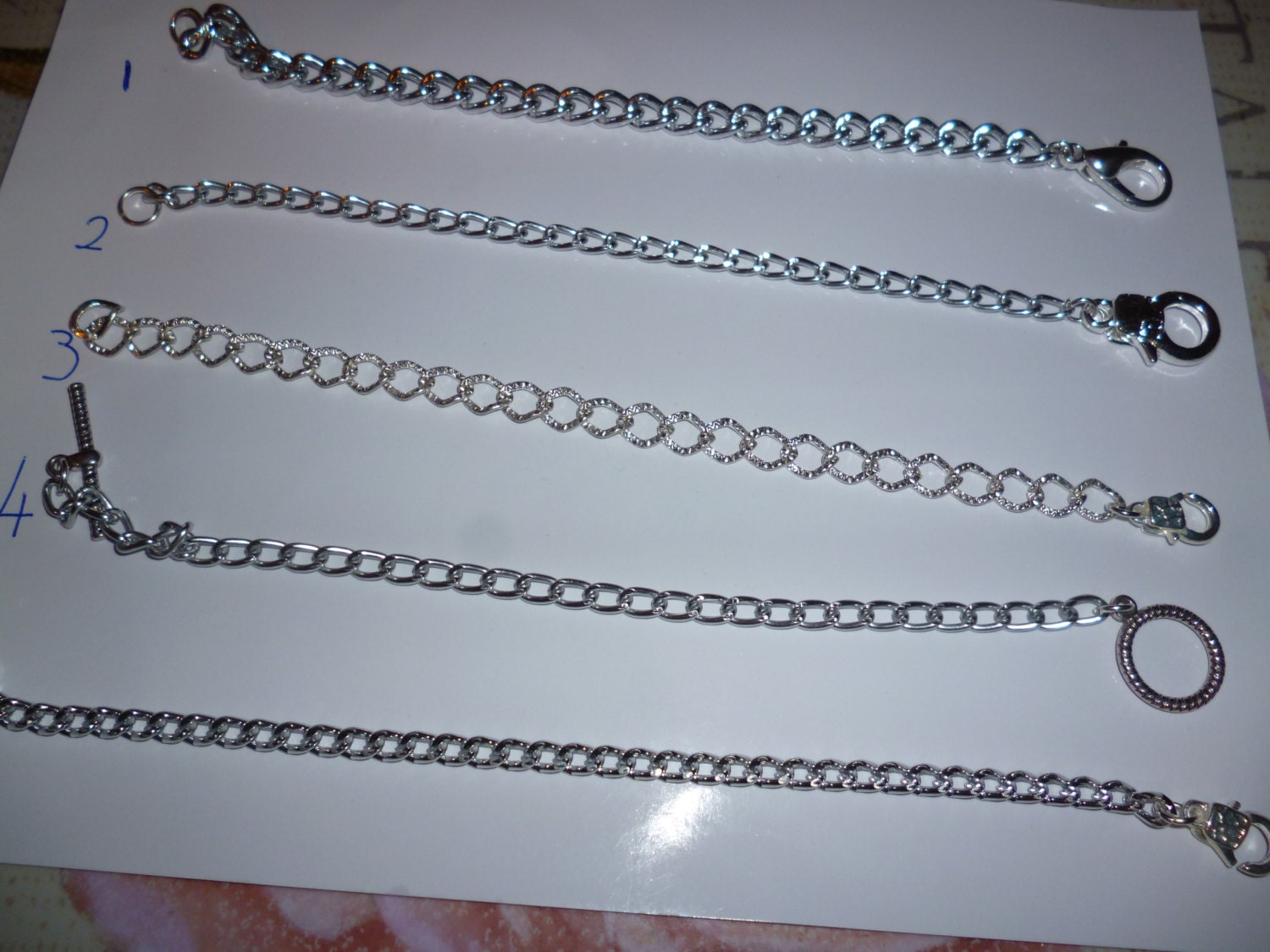 Tailor make your own Game of Thrones charm bracelet