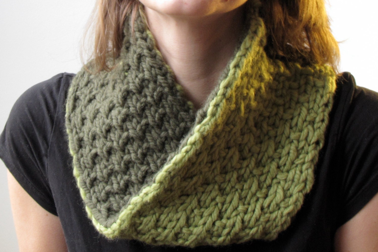 Green Chunky Merino Blend Knitted Cowl, Double Layer Moebius Scarf with Two Colors