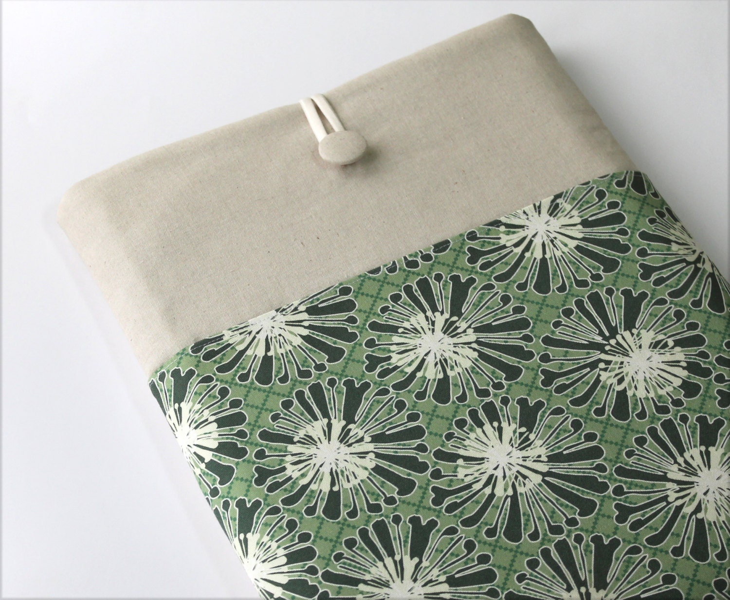 Green flowers laptop case for 13 inch laptops and ultabooks