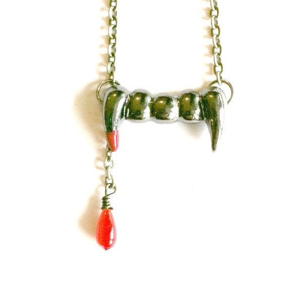 Vampire Fangs Necklace with dripping blood silver vampire Handmade Graduation Gift Free US Shipping