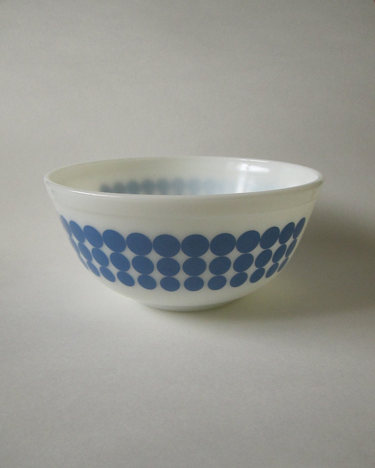 Vintage PYREX Blue Polka Dot 2 1/2 Qt Bowl - Retro Kitsch Op Art