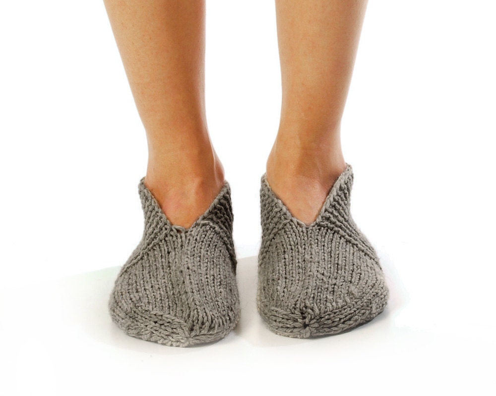 WOMAN SLIPPER SOCKS "Pleasant Evening"  Hand knitted from natural grey wool yarn.