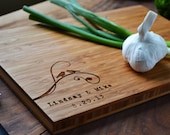 Personalized Cutting Board "Two Birds"  Bamboo Wood for Wedding or Anniversary gift