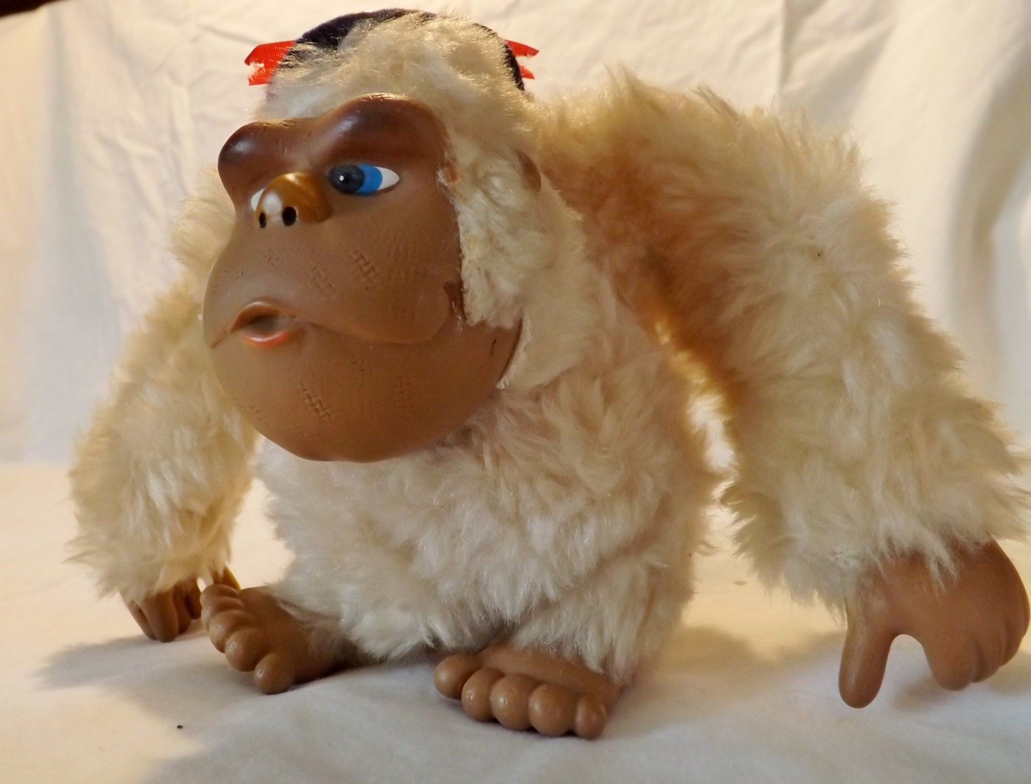 vntg Plush Gorilla Ape Monkey toy, Purple hat, stuffed & furry