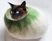 Large Cat Bed Cat Cave Cat House Natural Grey Felted - Free Cat Ball