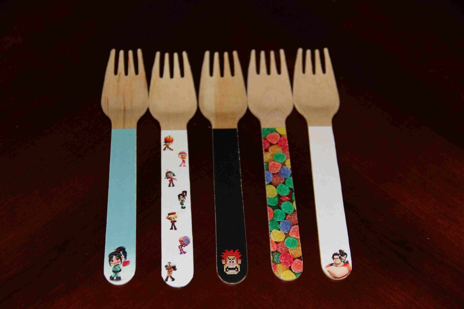 24 Wooden Forks or Spoons- Wreck it Ralph Il_170x135