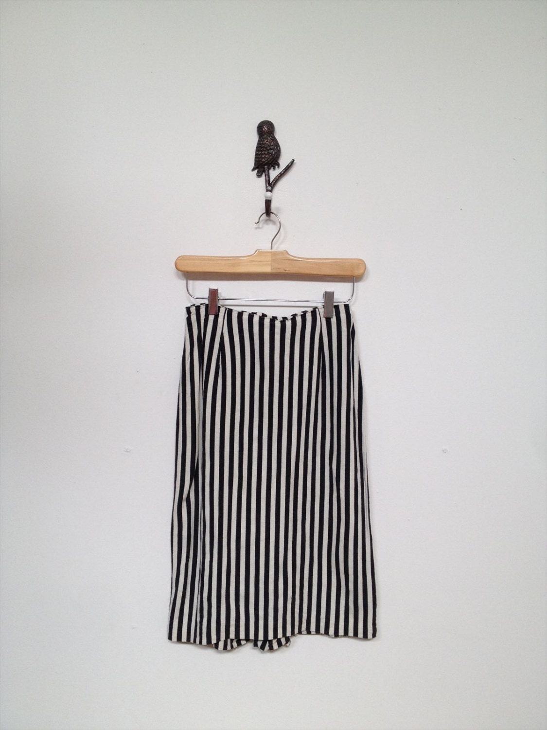 Vintage High waisted  Black x White Stripe Pencil Skirt from 80s