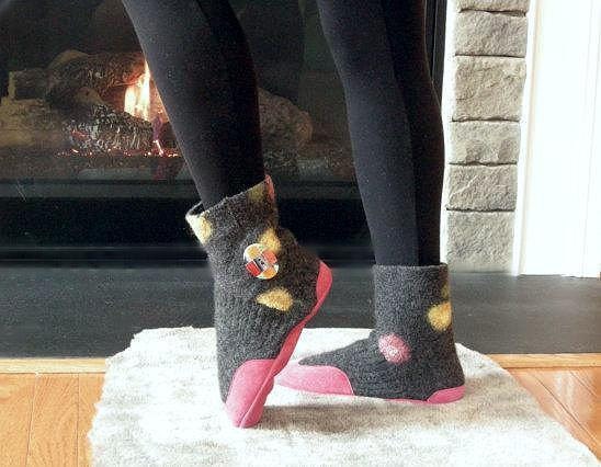 Felted 100% wool sweater slippers/boots for Adults. Size: 10 Inches