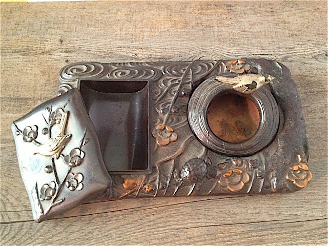 Vintage Ash tray, cigarette box. Bird themed. Tobaciana