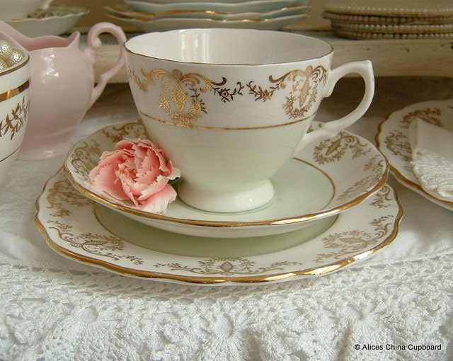 Pretty Pale Green 'Tea Set For One' Vintage Bone China Ideal for Wedding/Wedding Shower/Baby Shower