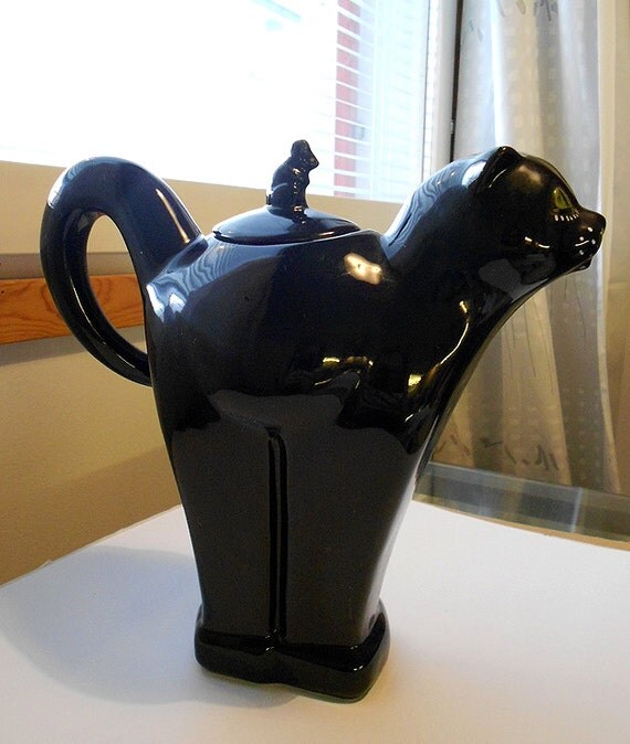 Carlton Ware Cat & Mouse Tall Novelty Teapot by LittleEmmi on Etsy