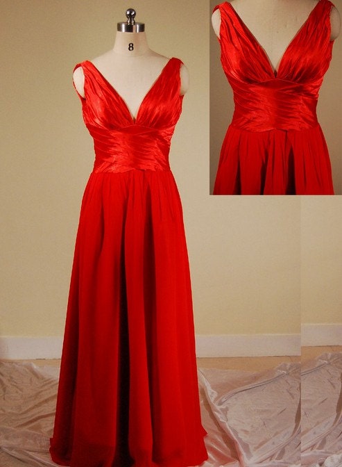 Custom Beach V-neck Floor-length Taffeta Chiffon Pleated Long Bridesmaid/Evening/Party/Homecoming/Prom/Formal Dresses 2013 New Arrival