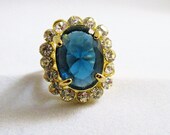 Stunning Gold Tone Deep Sapphire Blue and Crystal Clear Rhinestone Starburst Ring - Size 5