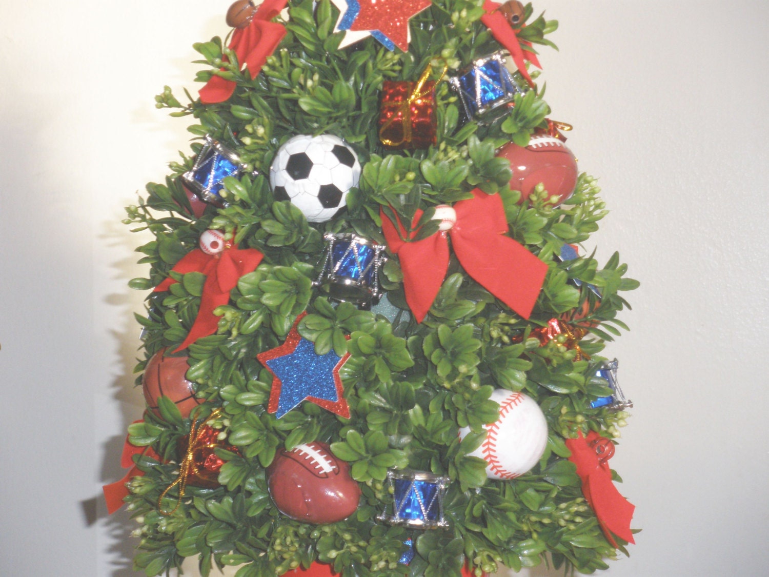 Christmas Tree, Premium Boxwood, Table Top Christmas Tree, Artificial, Sports theme, Gift for Guys, Looks Real, JUNEJINGLE 10% off