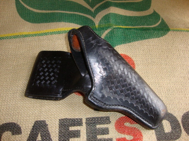 Vintage Cool Police Gun Holster......Black Leather....BIANCHI.....