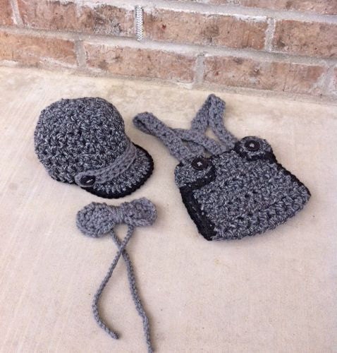 Handmade, Crochet Gray and Black Newsboy Outfit, Newborn Photo Prop, Diaper Cover with suspenders, Newsboy Hat, Boy hat and Bow Tie