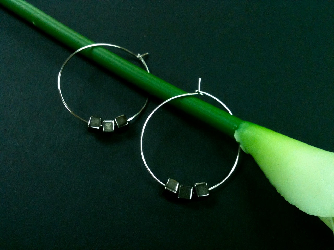 Stylish, simple, concise, unique, handmade, special, elegant hoops ear rings
