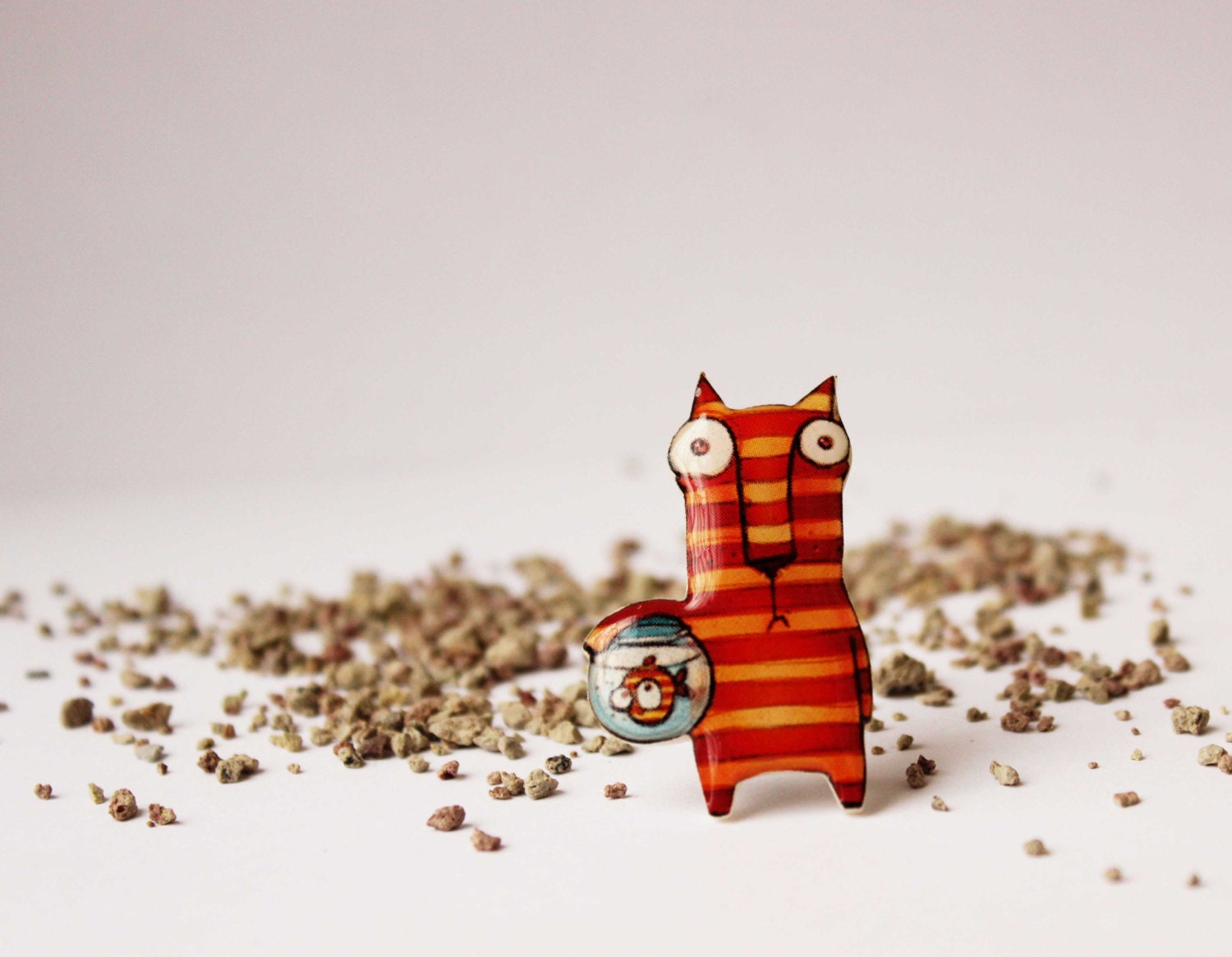 Free shipping Brooch-animal brooch "The cat with fish"