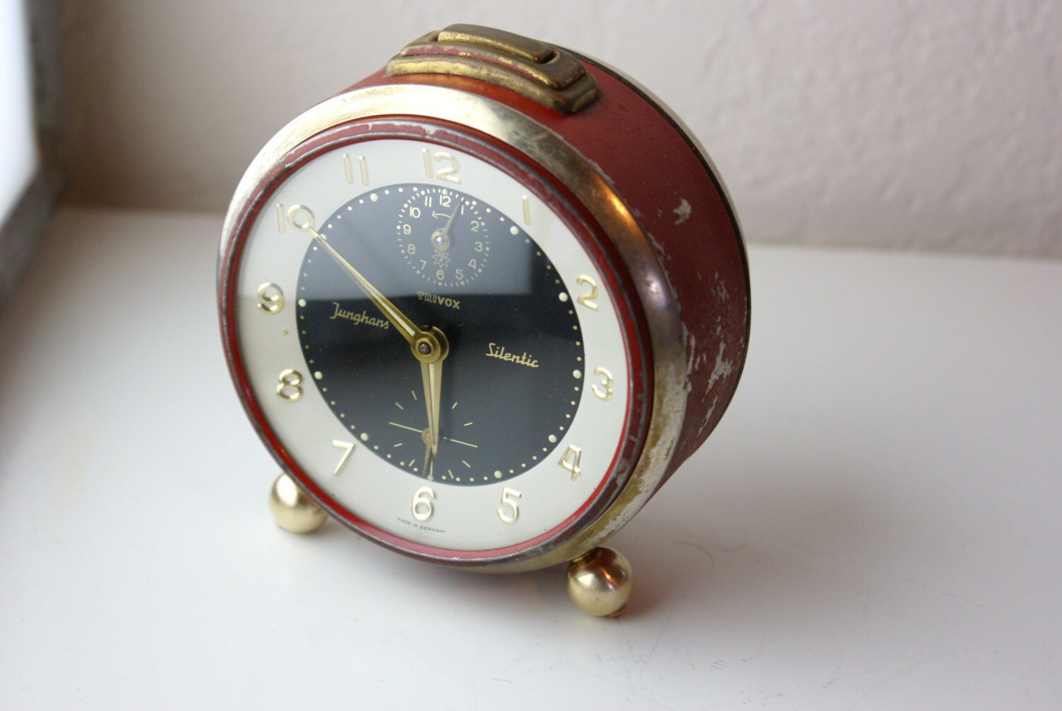 Vintage 1950s Trivox Junghans Silentic Alarm Clock by PulgaChic