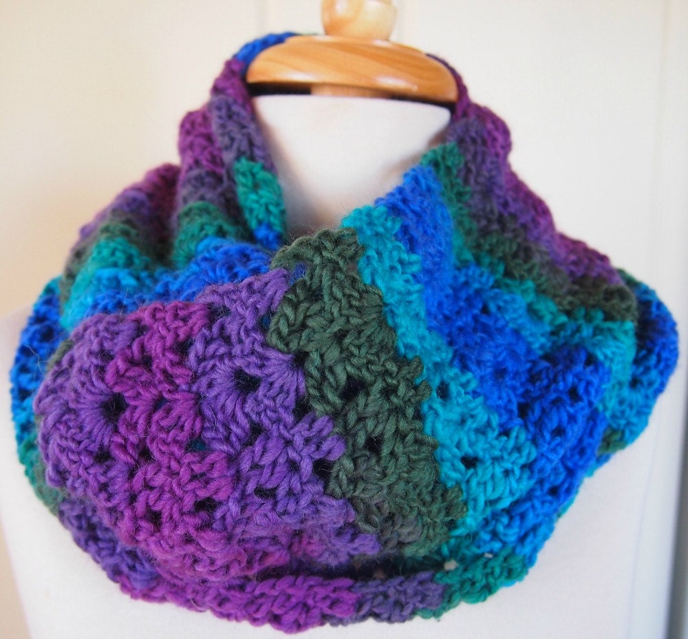 Infinity Scarf - multicolour striped - ready to ship