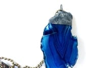 Blue Geode Sliced Druzy Necklace,Crystal Necklace, Geode Druzy Pendant, Sliced Geode Necklace, Blue Polished Stone Pendant