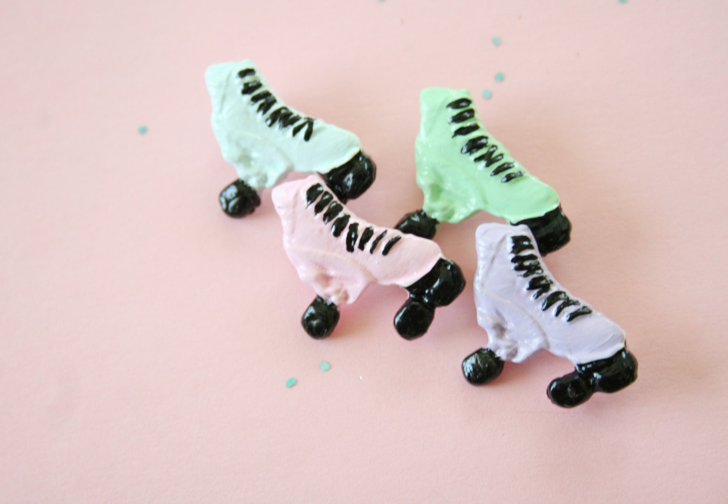 Retro Roller Skate Pin