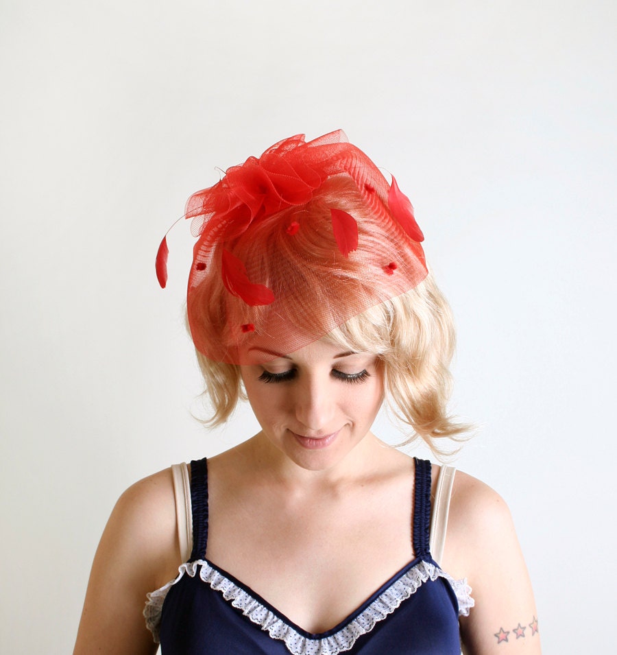 Vintage Feather Hat - Valentines Day Sweetheart Fascinator - zwzzy