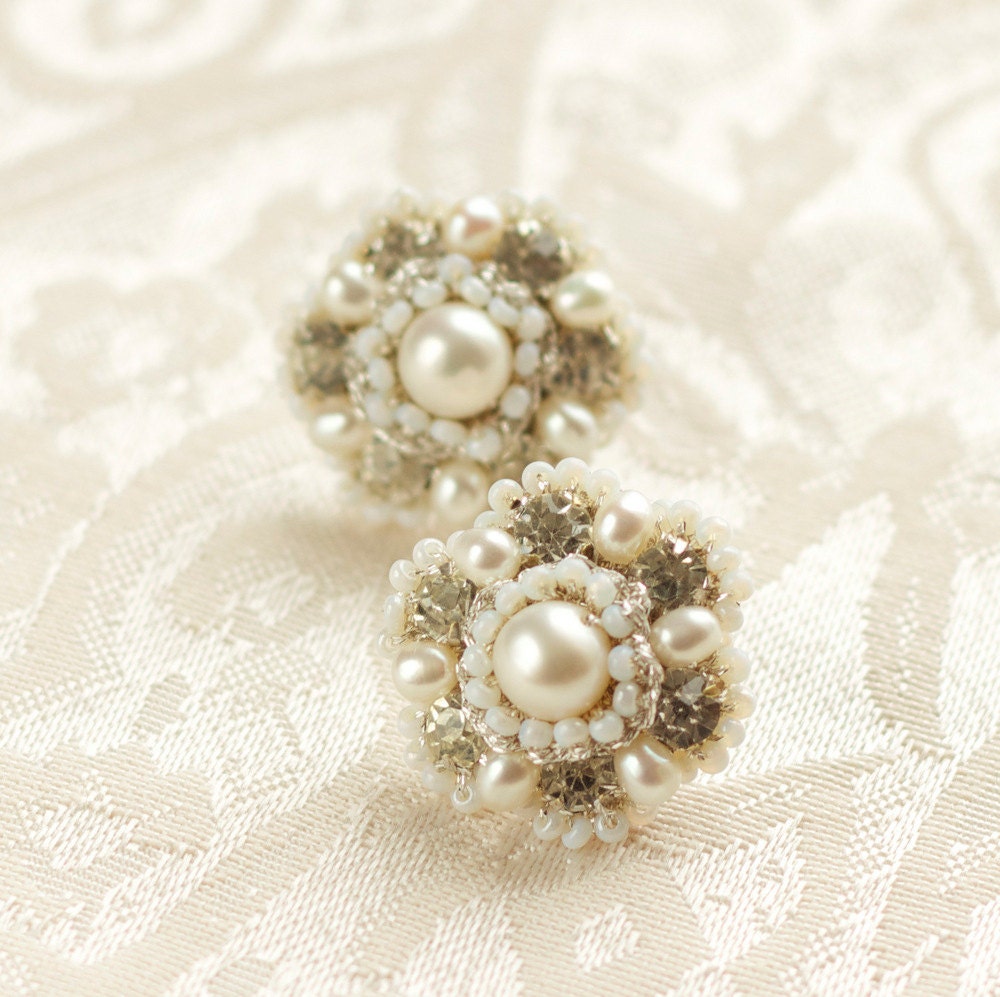 Bridal Post Earrings / Crystal Pearl Jewelry / Silver Lace / Vintage Rhinestones / "Diamanta"