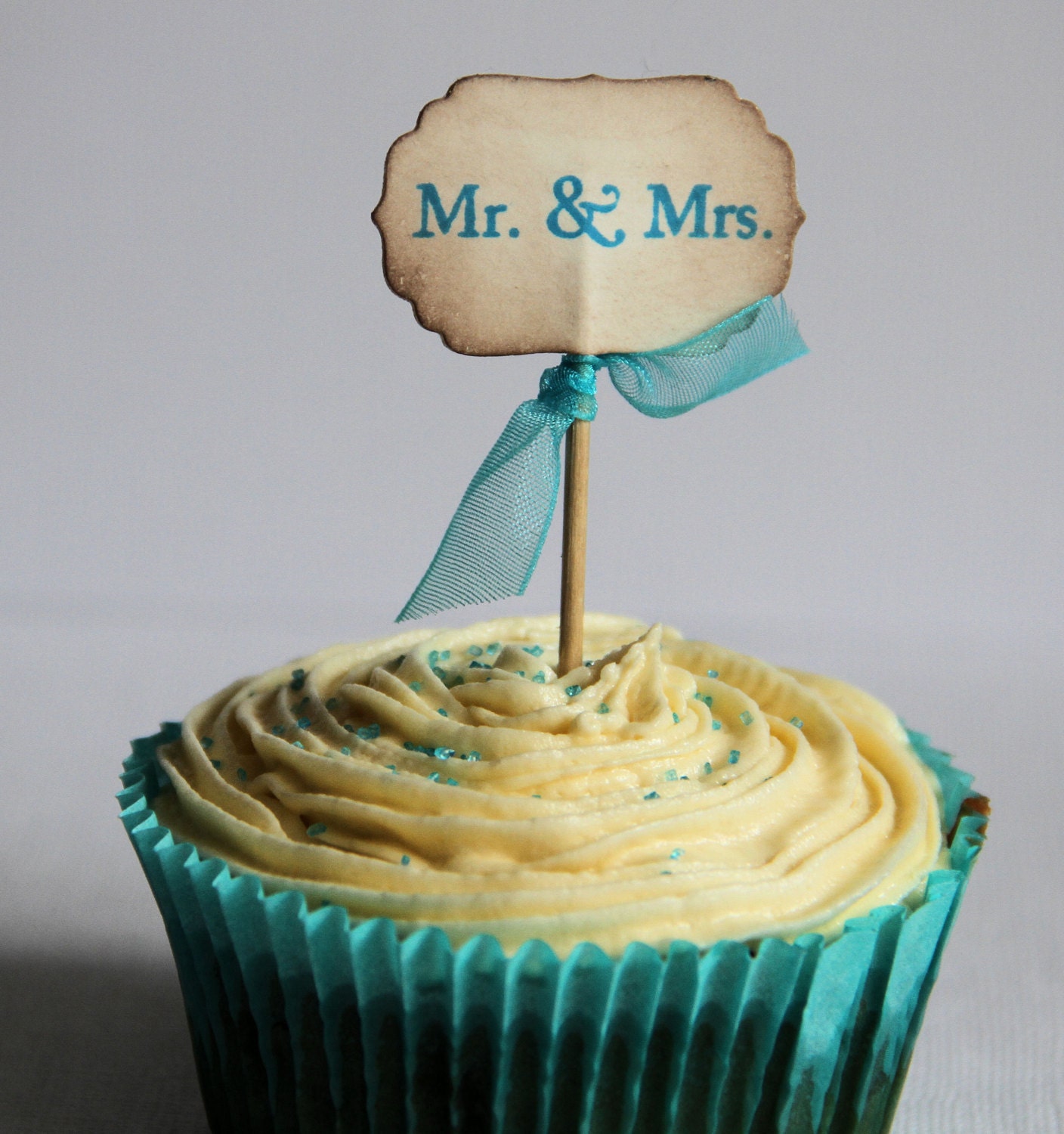 Mr & Mrs Cake Toppers (any colour)