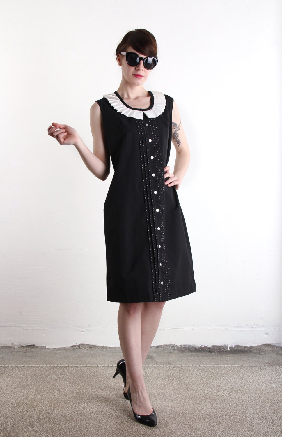1960s Dress . Black and White . LBD . MOD 60s Shift