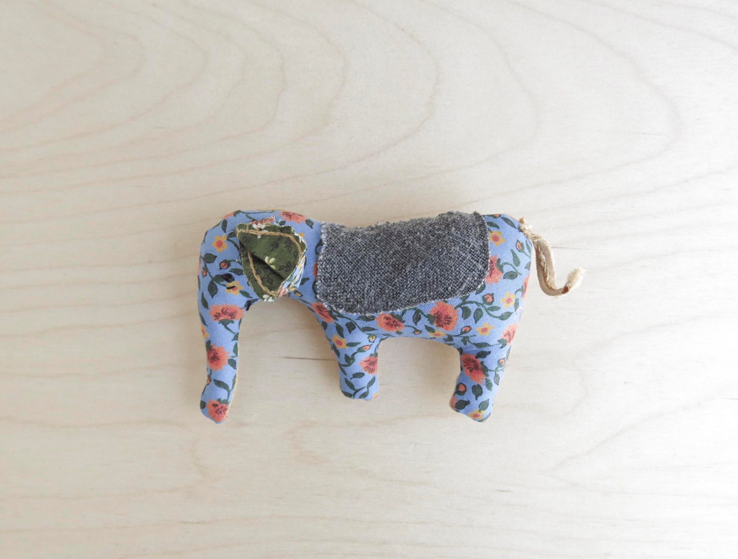 wee beasties / elephant