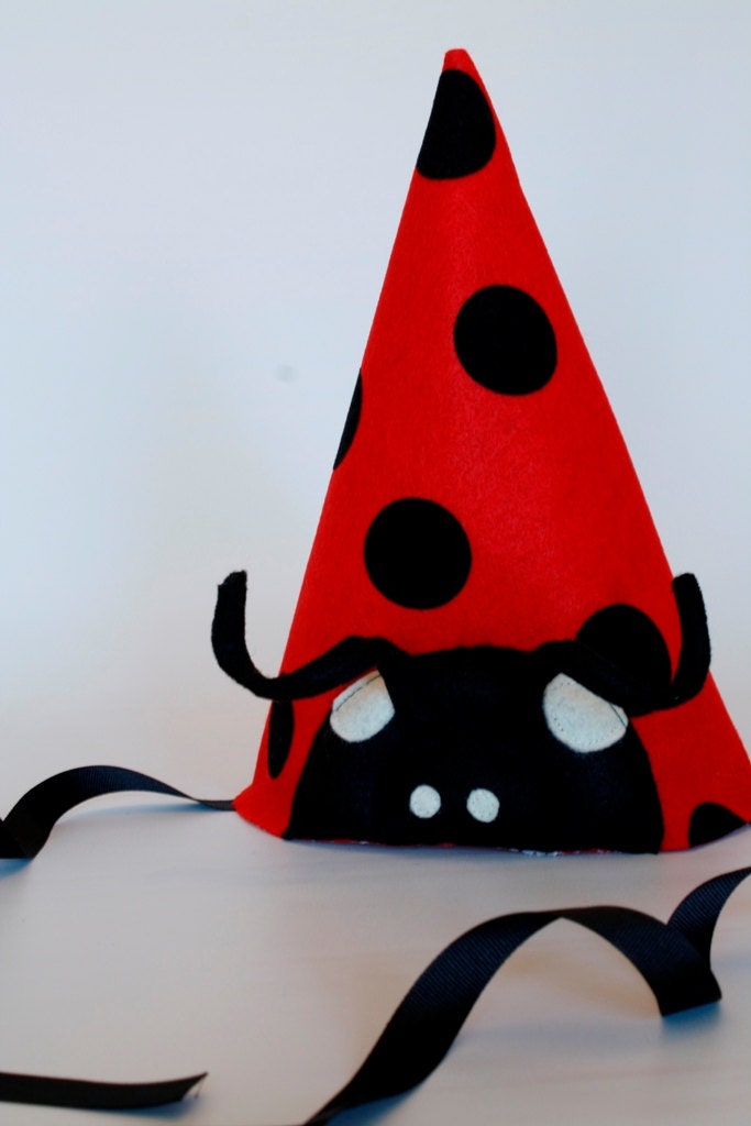 Lizzie Ladybug Pretend Play Cone Crown Party Hat