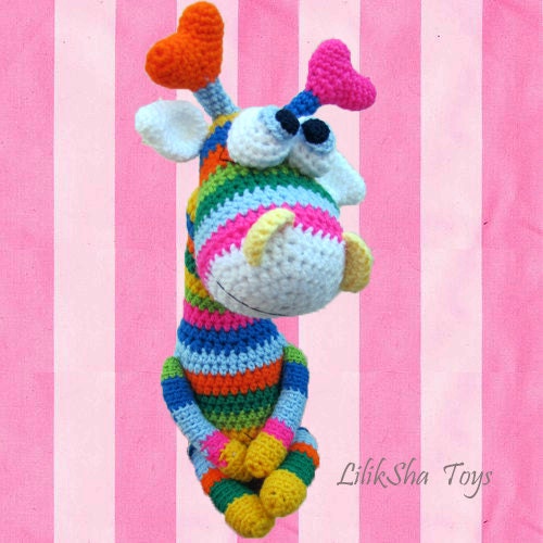Amigurumi Pattern - Rainbow Giraffe.