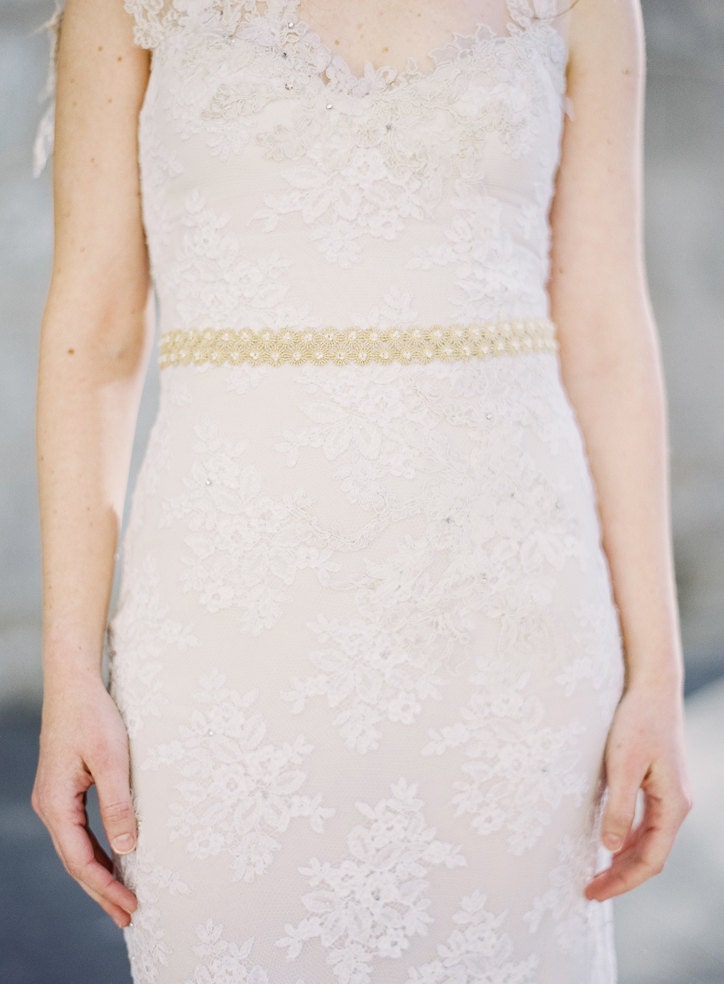 Ava: starburst detail belt/headband (2 in 1) with pearls, comes in gold or silver.