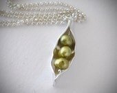THREE Pea Pod Necklace - Silver Pea Pod Mother's Necklace - Mom's Pearl Peas in a Pod Pendant - Three Peas