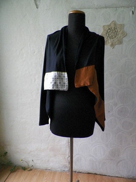 Long sleeve top / Top in cotton jersey / Black top / Decoration in silk / Evening top