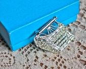 Vintage 1950's Rhinestone Typewriter Brooch // Novelty Jewelry