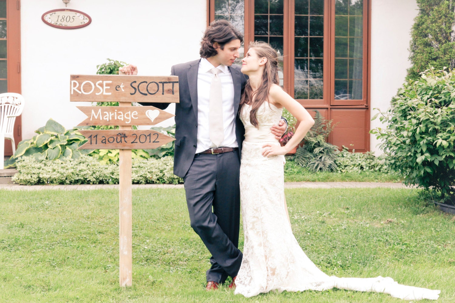 Inspired Replica of Jim Hjelm JH8763 - Lace Wedding Dress