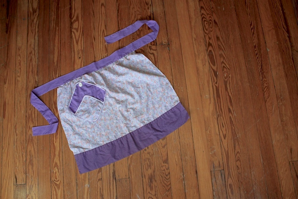 Vintage 1970s Lavender Cooking Apron