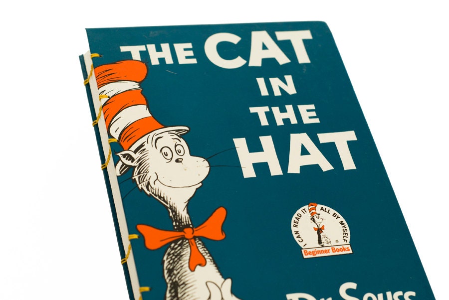 Dr. Seuss's Cat in the Hat SKETCHBOOK NOTEBOOK JOURNAL