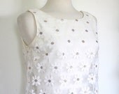 1960's Daisy Print Lace Mod Dress // Rosemary's Baby Style // Eve Le Coq California