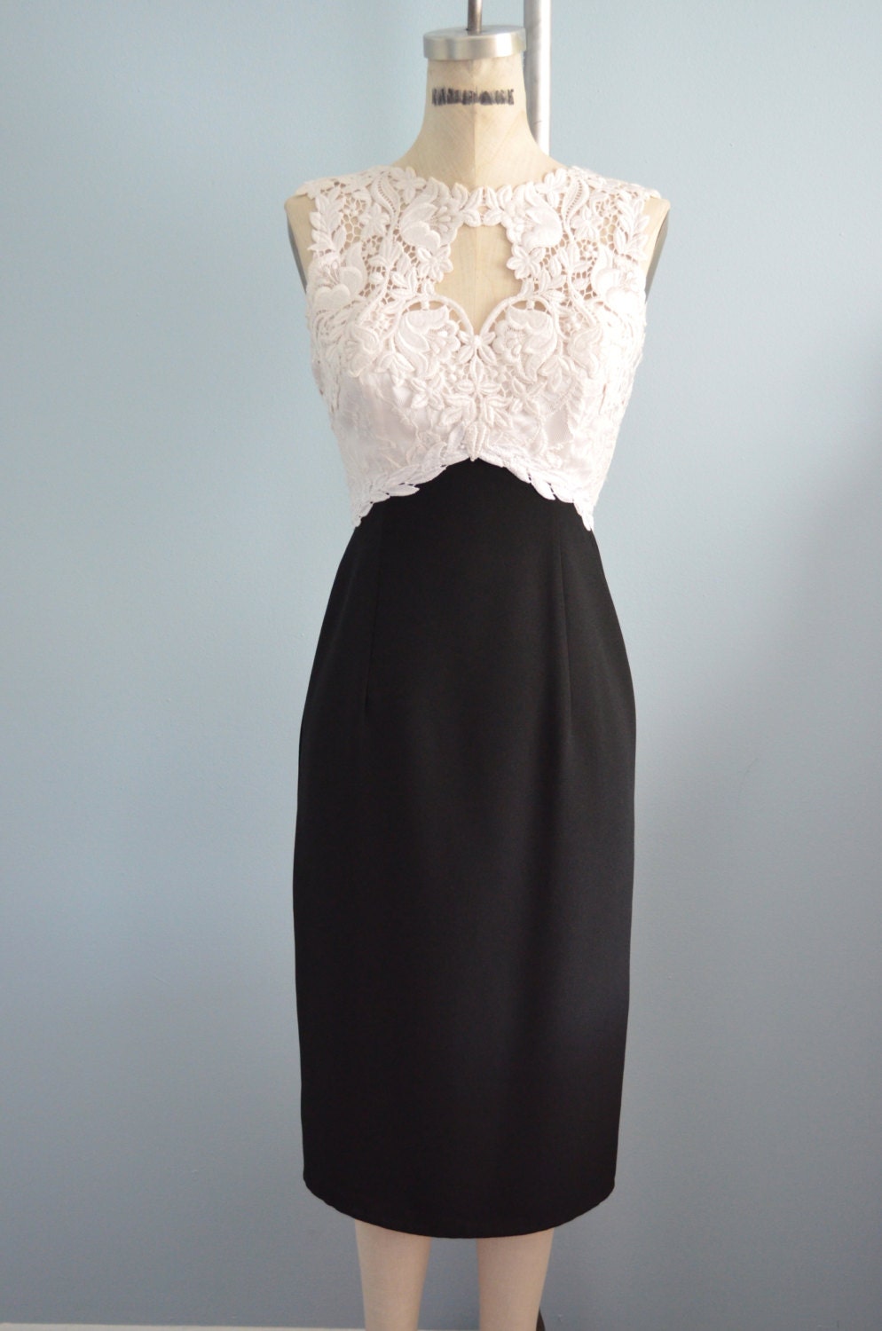 Timeless Prom Halter Lace Scott McClintock Evening Dress size 4